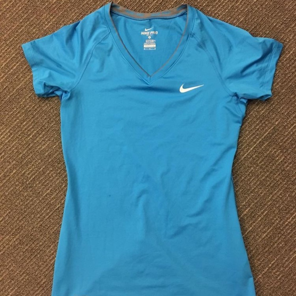 Nike blue dri fit fitted workout shirt