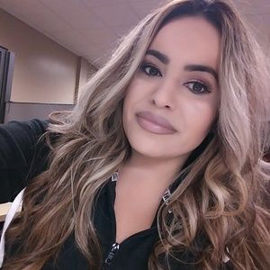 Meet your Posher, Veronica