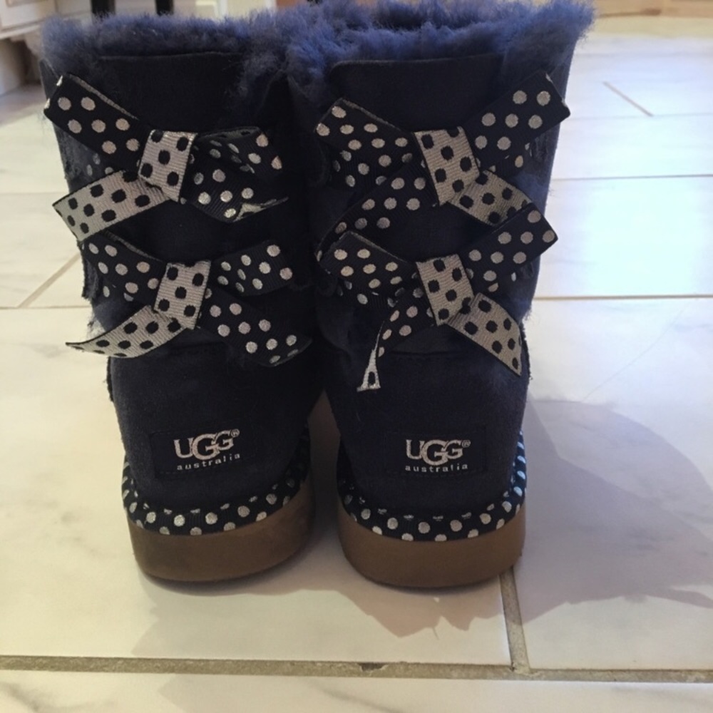 Girls ugg boot