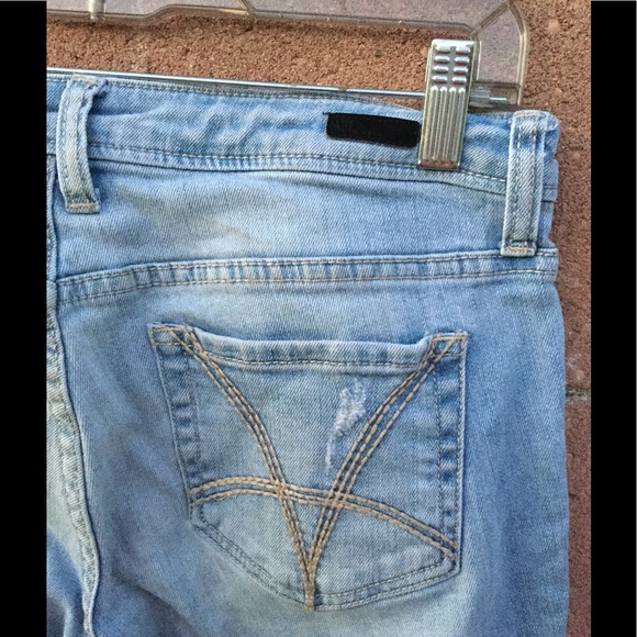 KUT FROM THE CLOTH ADELE SLOUCHY BOYFRIEND JEANS. - Picture 6 of 7