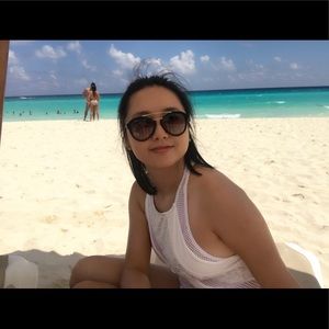 Meet your Posher, Wenjia