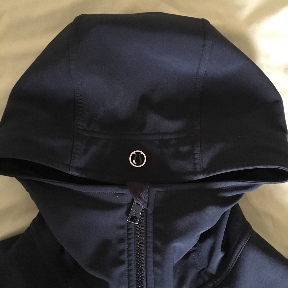 Lululemon Jacket - Picture 4 of 6