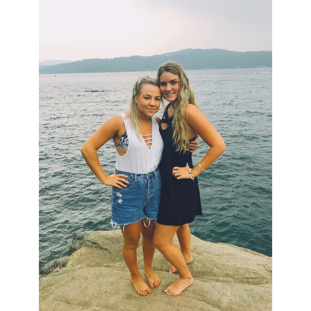 Meet your Posher, Gina