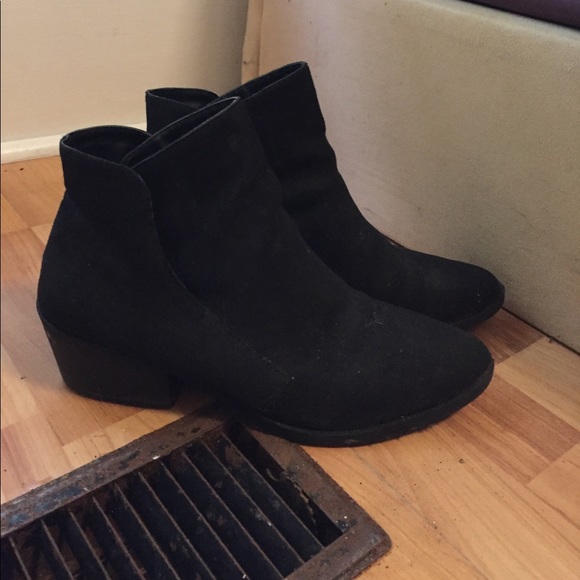 black suede boots - Picture 2 of 3