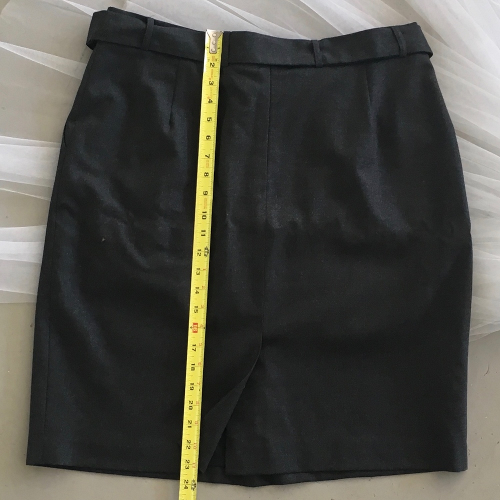 PURE Collection/Skirt - Picture 4 of 7