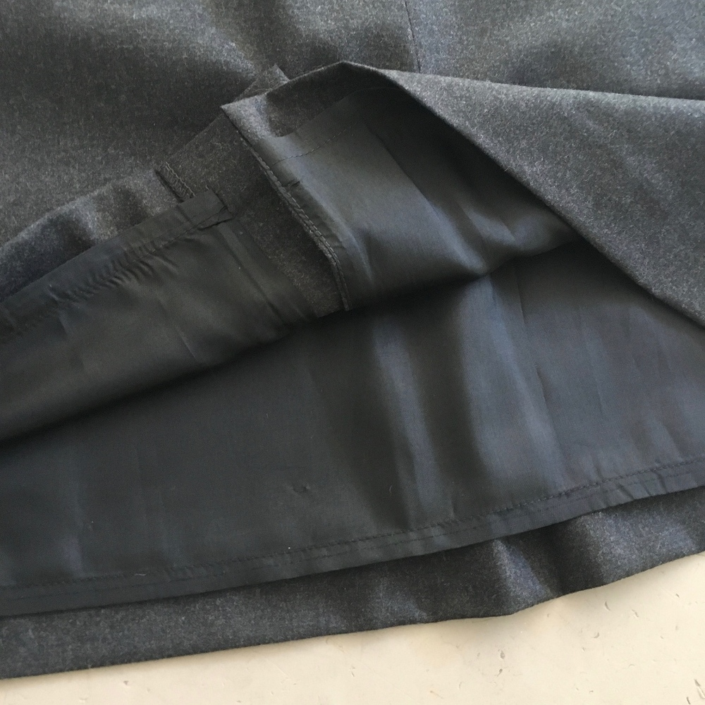 PURE Collection/Skirt - Picture 5 of 7