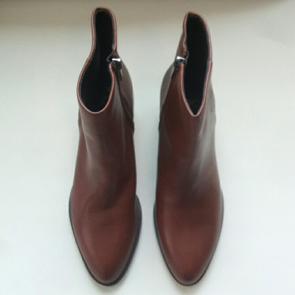 Sam Edelman Joey Leather Zip Up Ankle Boots - Picture 2 of 8