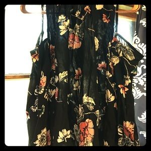 Floral top with cut out shoulders