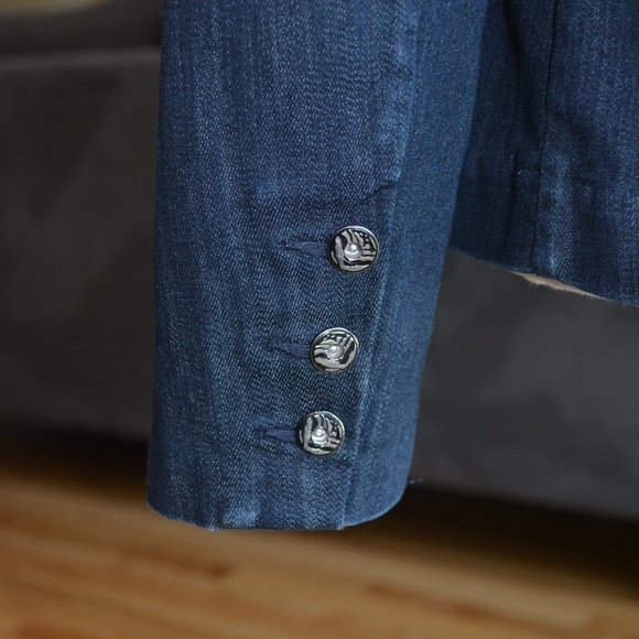 DANA BUCHMAN STRUCTURED BLUE DENIM BLAZER - Picture 4 of 5