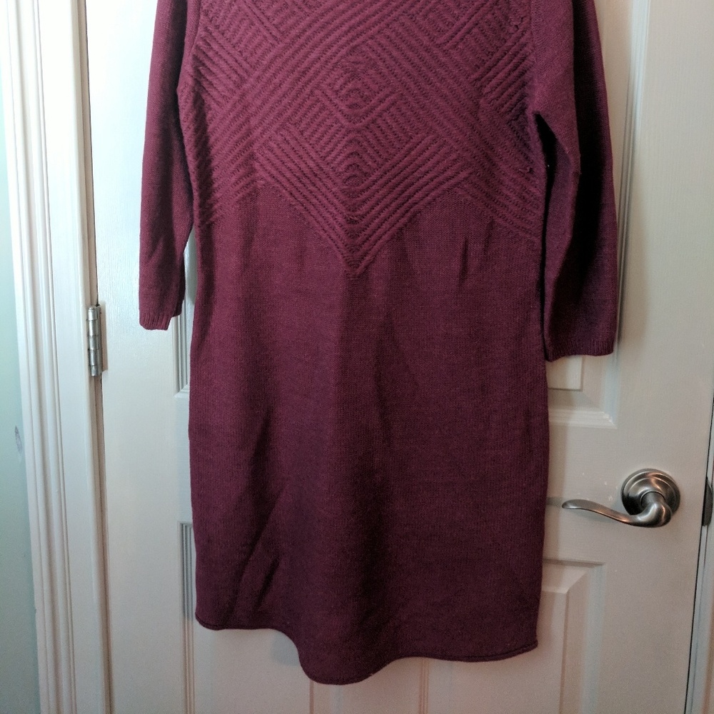 Target Fall/Winter Maroon Dress Size M - Picture 4 of 4