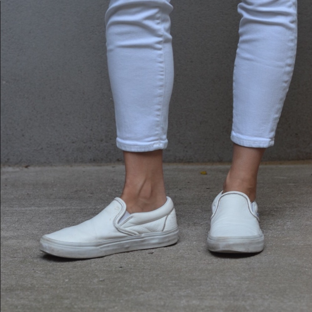 White slip on Vans