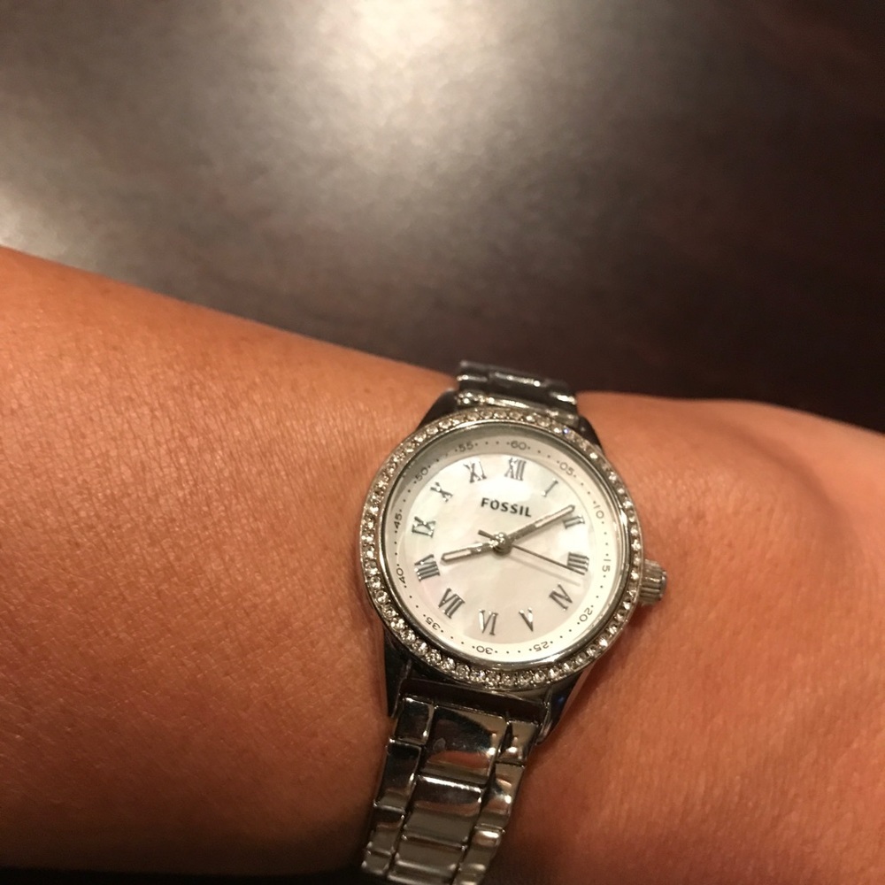 Nice Watch - image 3