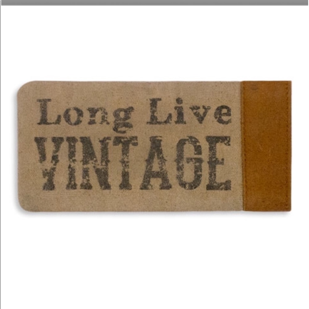 GLASSES CASE
