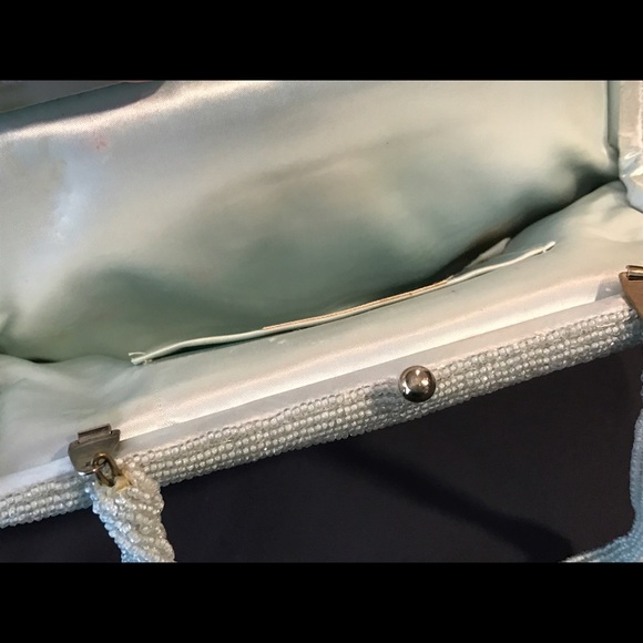 REDUCED SHIPPING! ELEGANT VINTAGE BEADED BAG ~ GREAT CONDITION - Picture 2 of 4