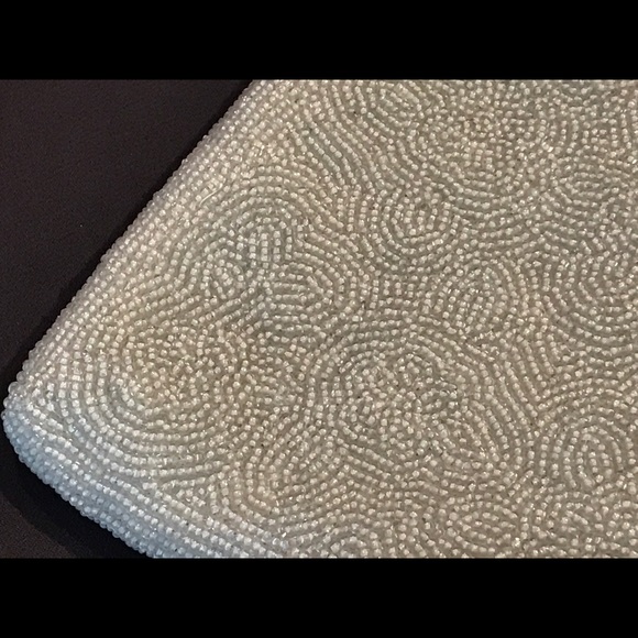 REDUCED SHIPPING! ELEGANT VINTAGE BEADED BAG ~ GREAT CONDITION - Picture 3 of 4