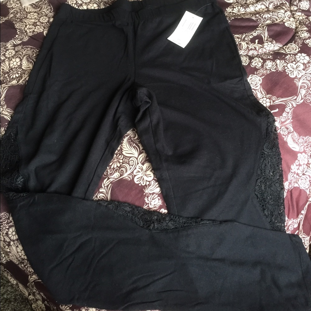 Hot Topic Legging with Double Lacey Cut Out Sides