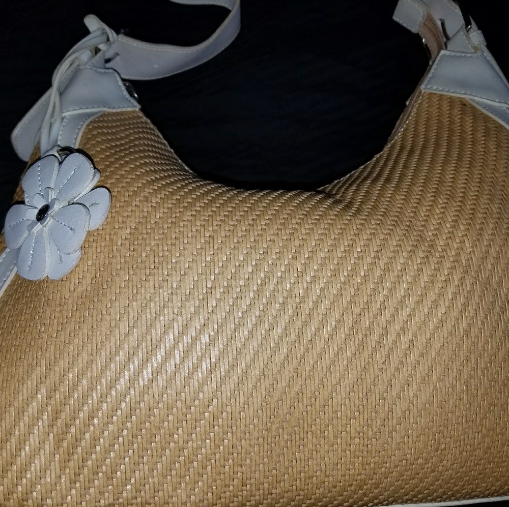 Fossil purse
