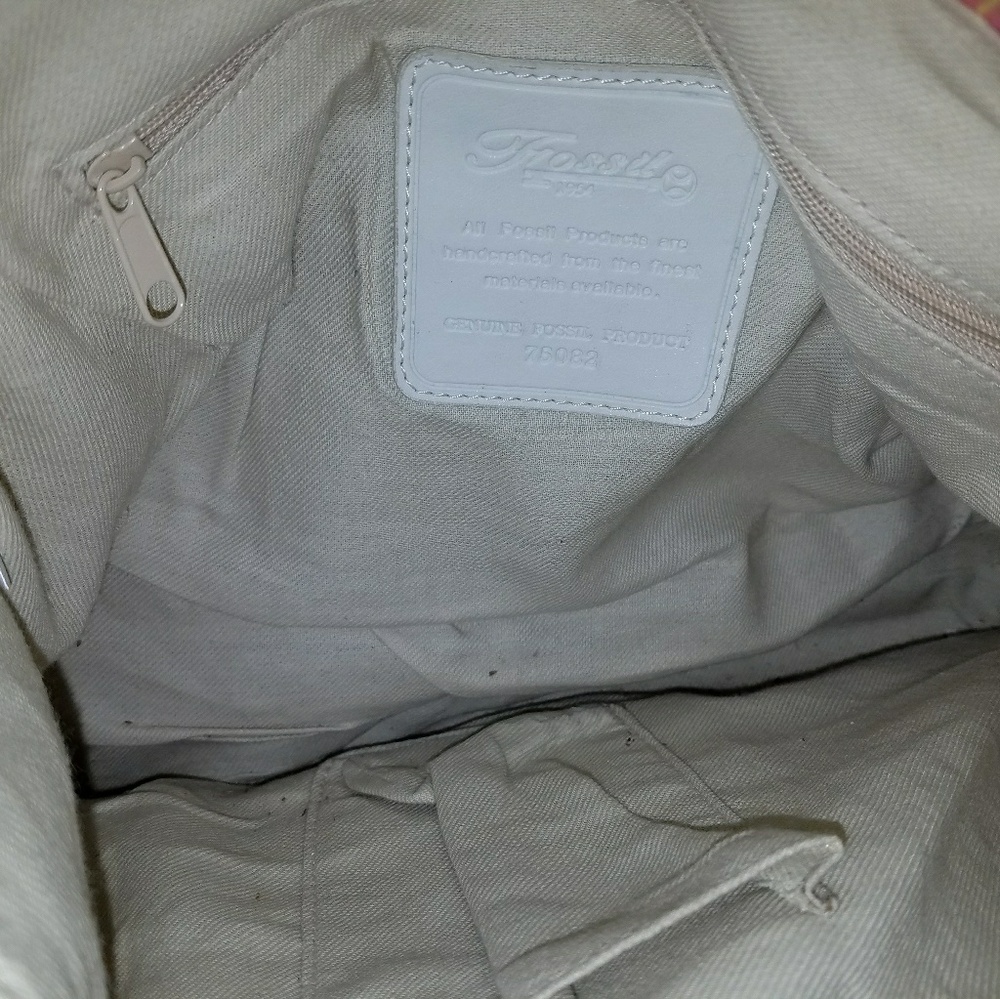Fossil purse - Picture 7 of 7