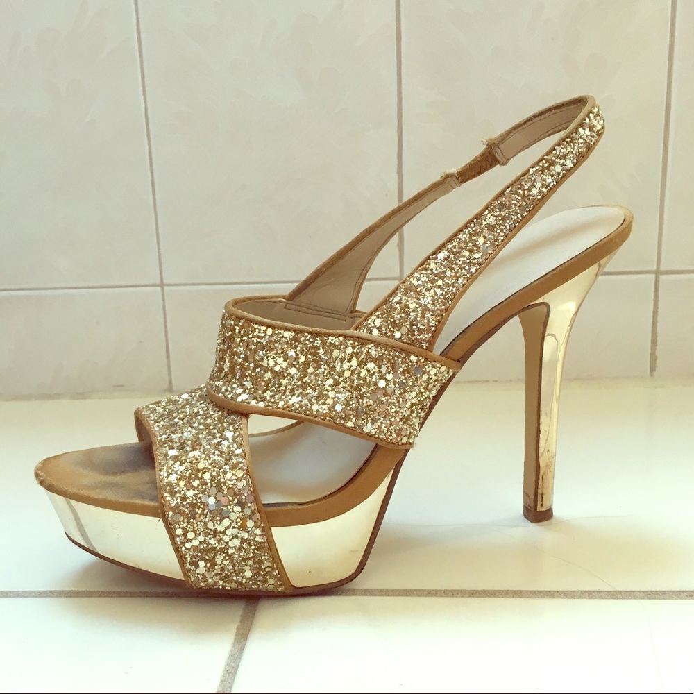 Stunning Nine West Gold Mirrored Platform Heels