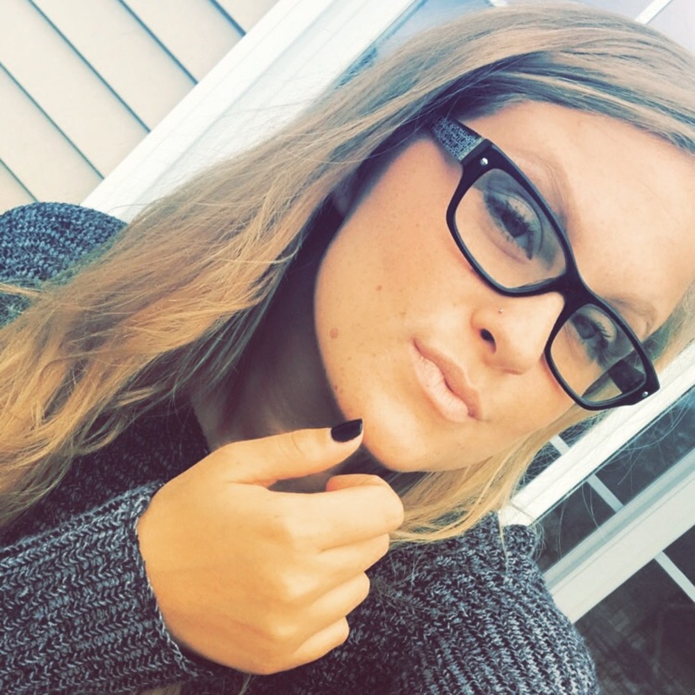Meet your Posher, Briana