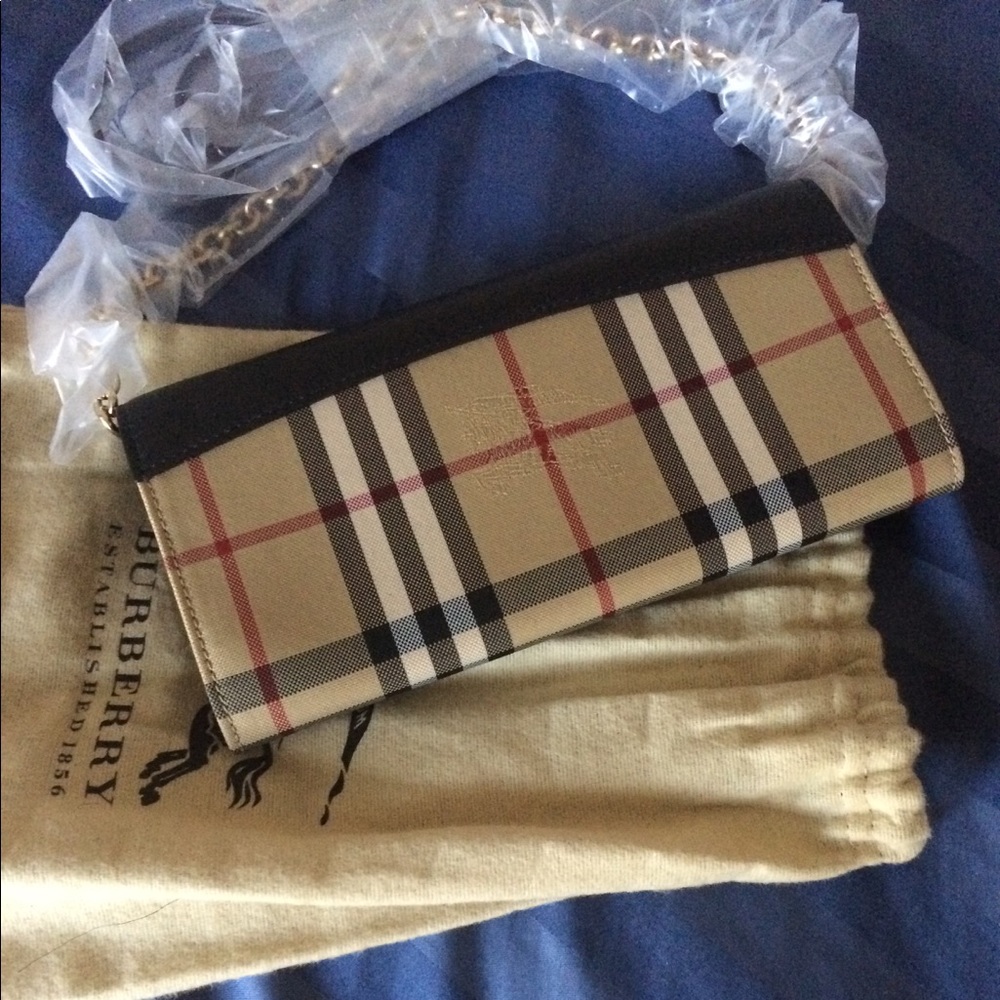 Purses - Picture 2 of 2