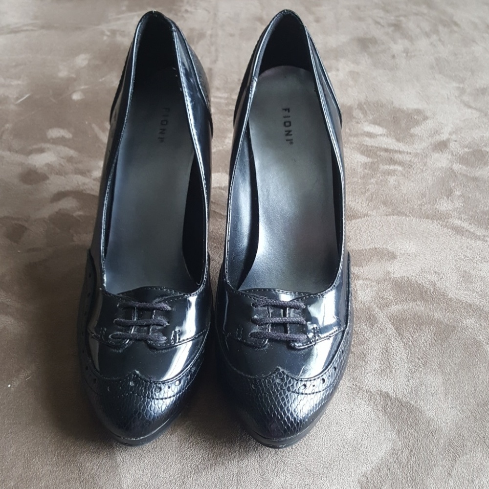 Fioni heels Sz 7 1/2W