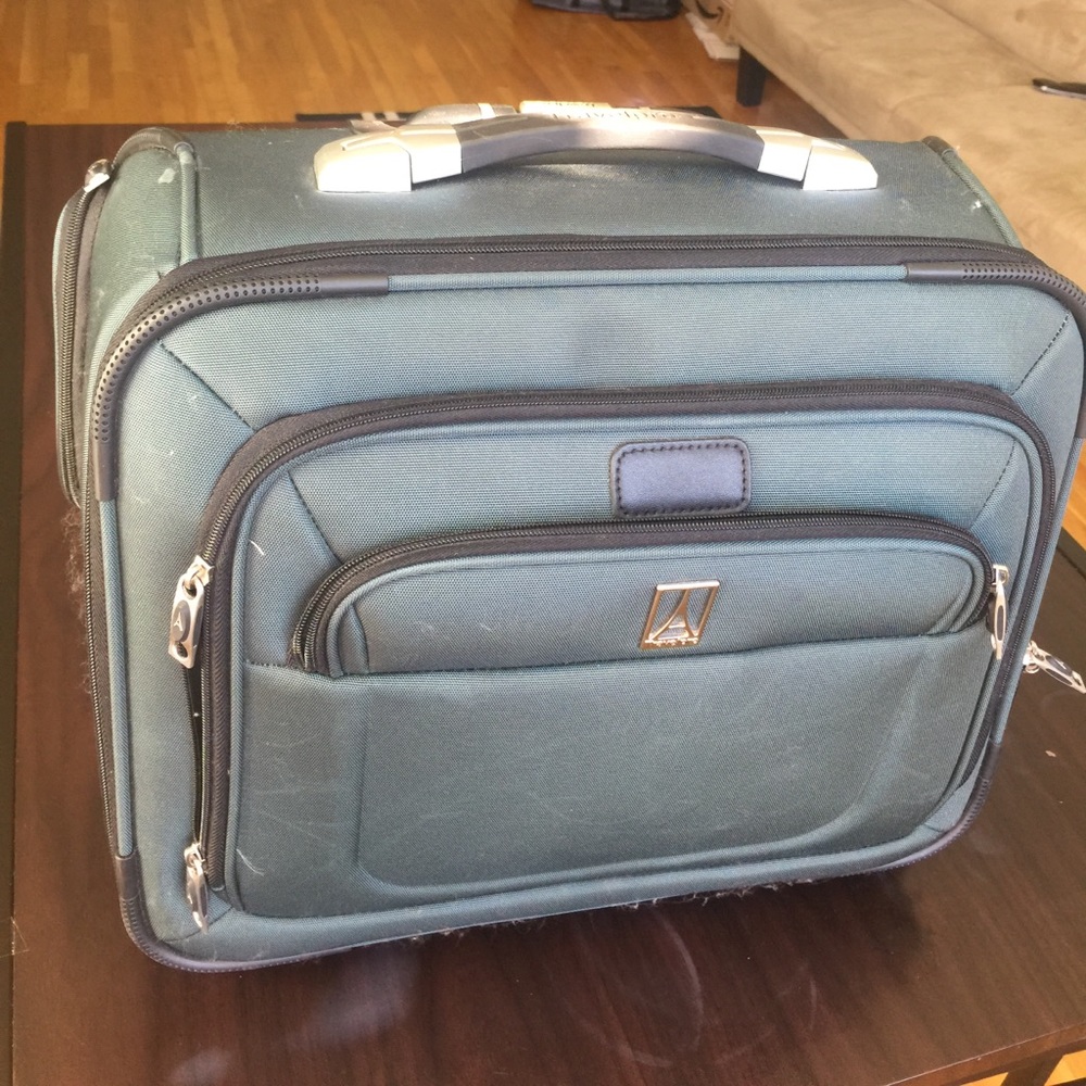 Travelpro  suitcase