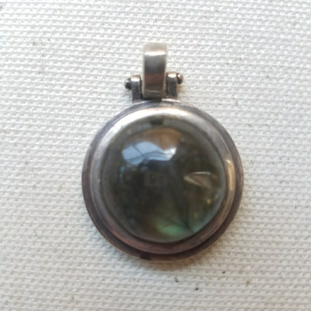 Natural stone pendant
