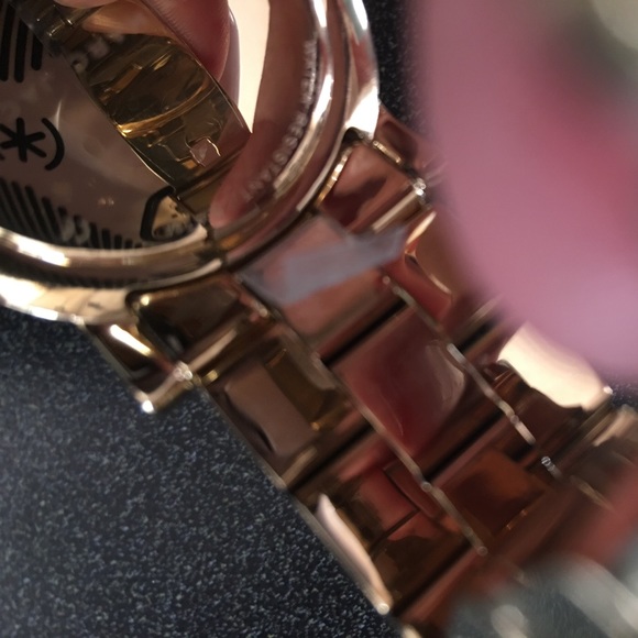 NWT Marc By Marc Jacobs Gold Watch with blue face - Picture 6 of 6