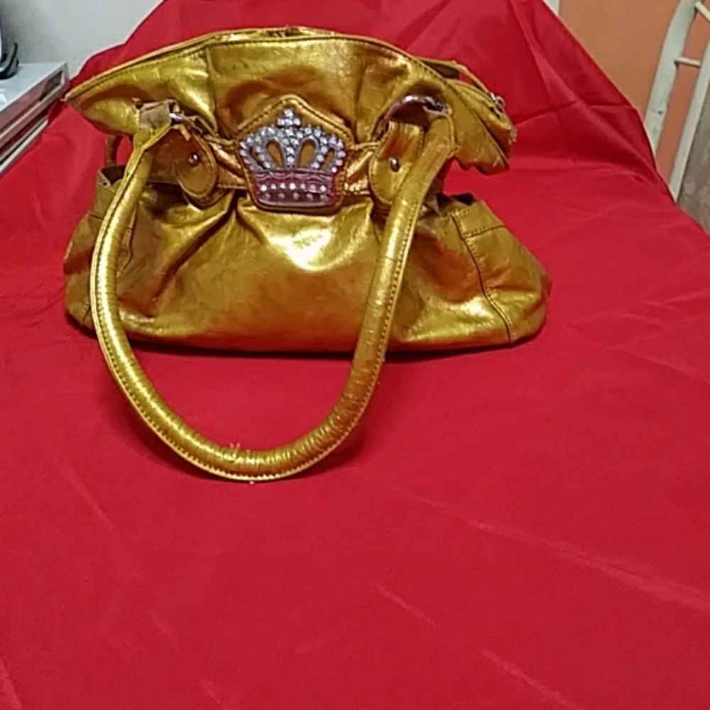 Gold  Crown Pocketbook.