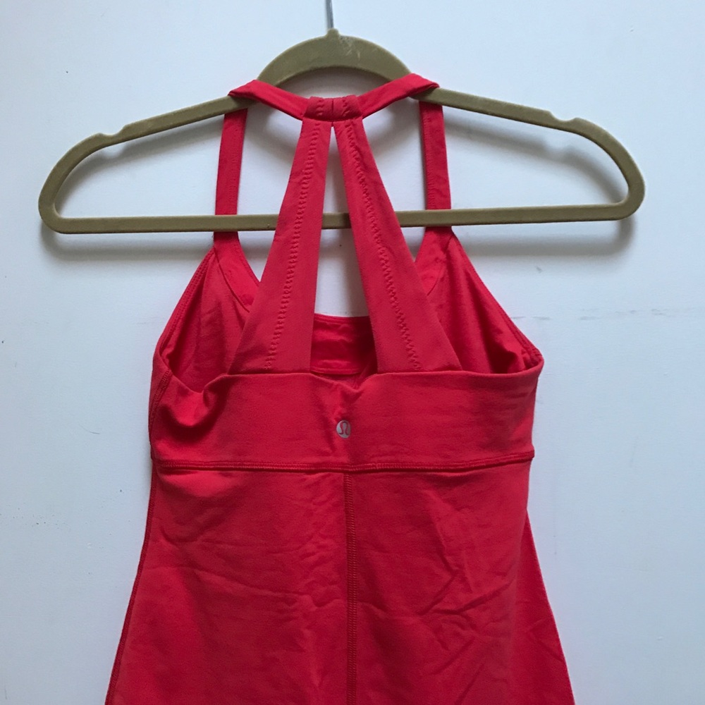 Lululemon Top - Red Size 6