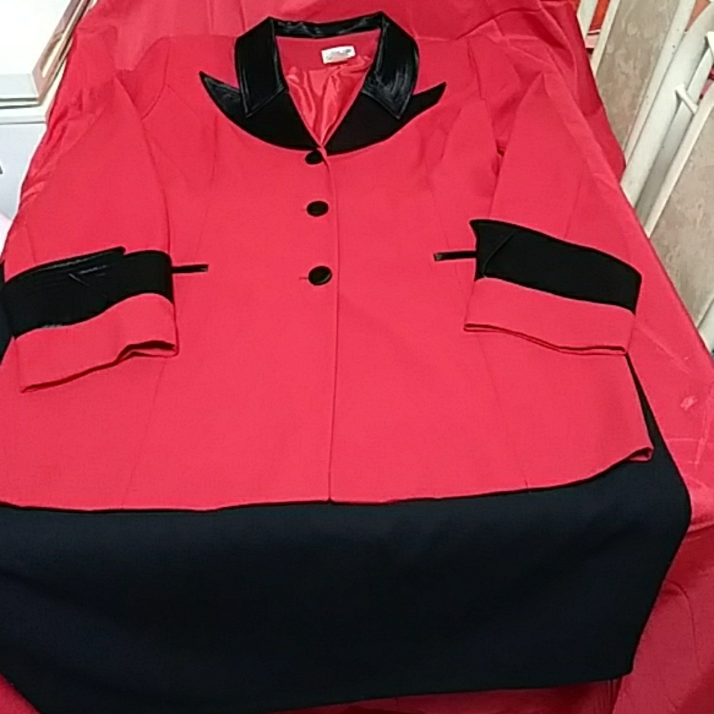 Two piece black &red fully lined skirt suit.