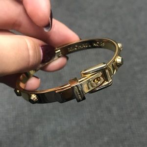 Astor Gold Michael Kors buckle bracelet