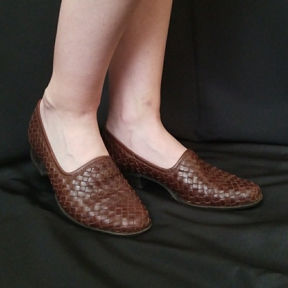 Brown Woven Loafers - Picture 2 of 8