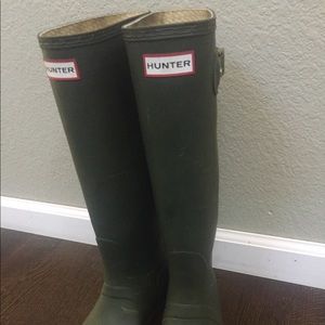 Tall moss green Hunter boots