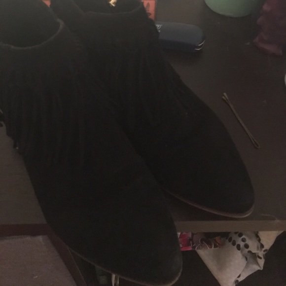 Aldo Fringe Black Booties - Picture 6 of 6