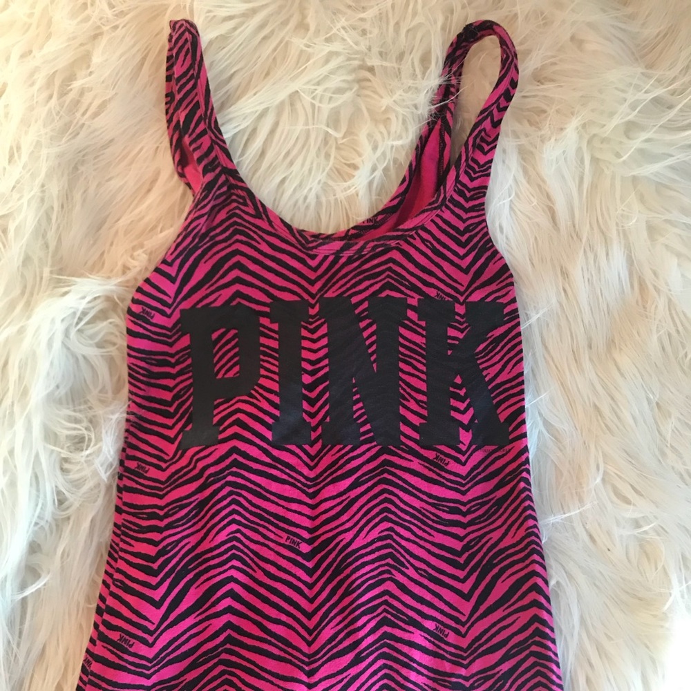 Victoria’s Secret PINK workout tank