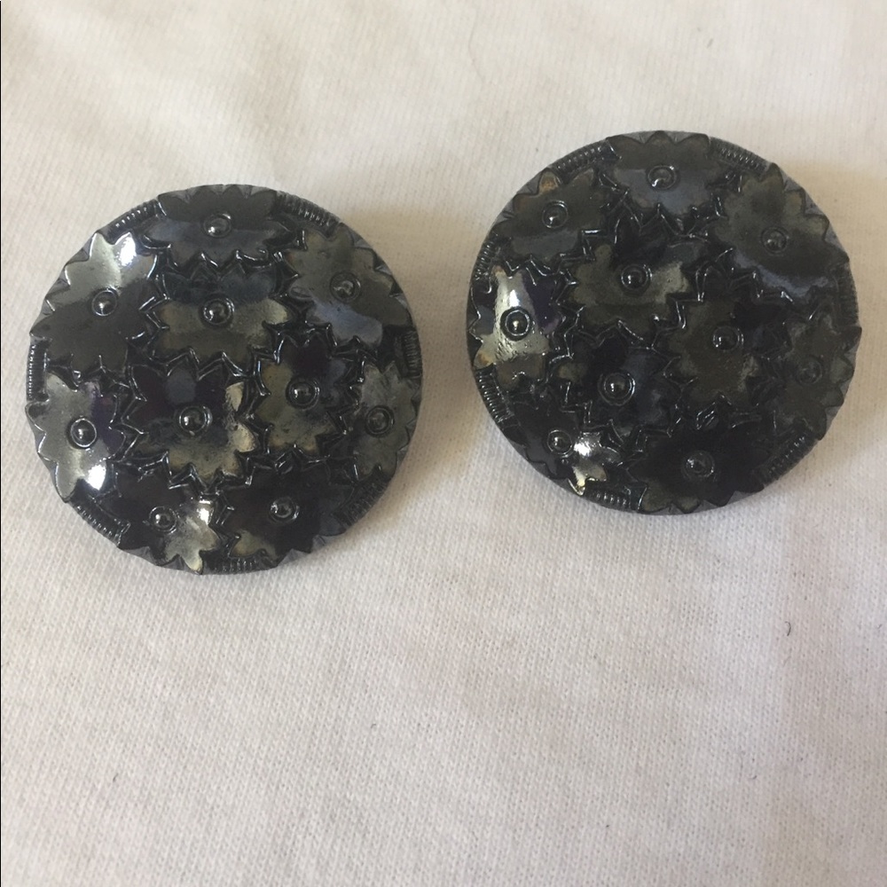 Vintage black clip on earrings