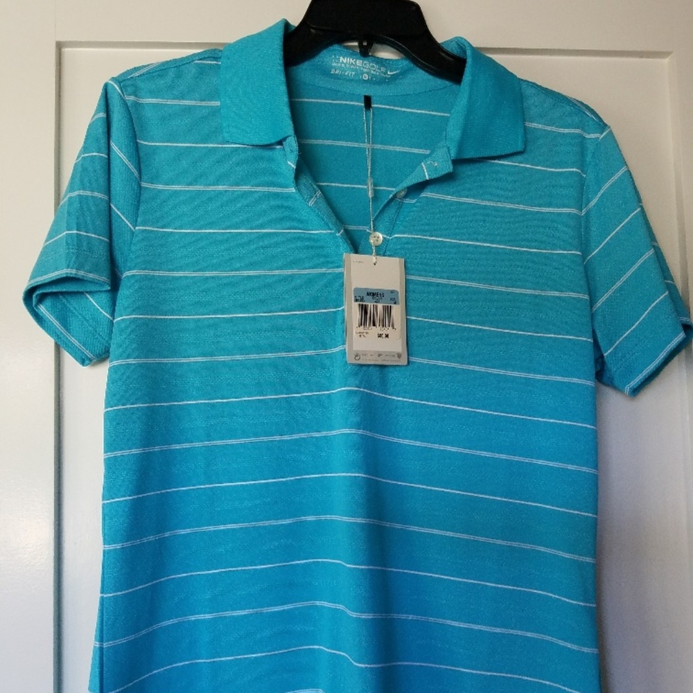 Nike Golf Shirt Size Medium