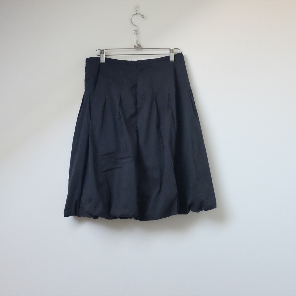 BCBG black bubble midi skirt
