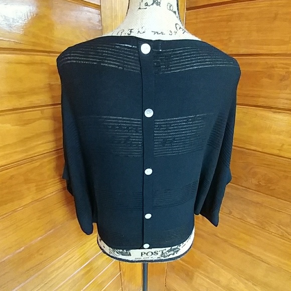 💙Blouse - Picture 2 of 6