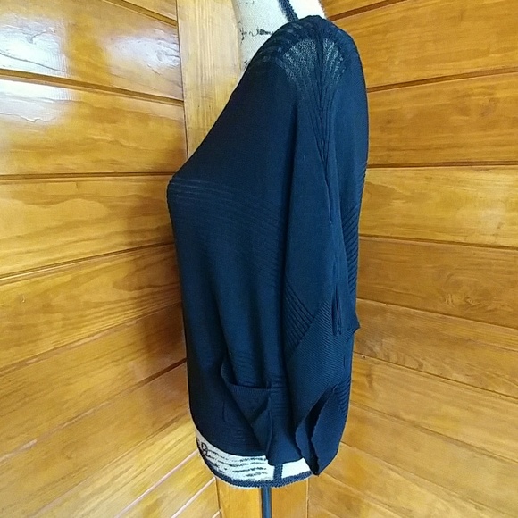 💙Blouse - Picture 3 of 6