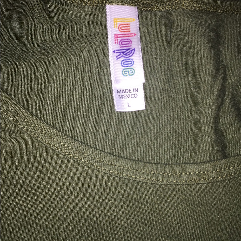 LuLaRoe classic T size large