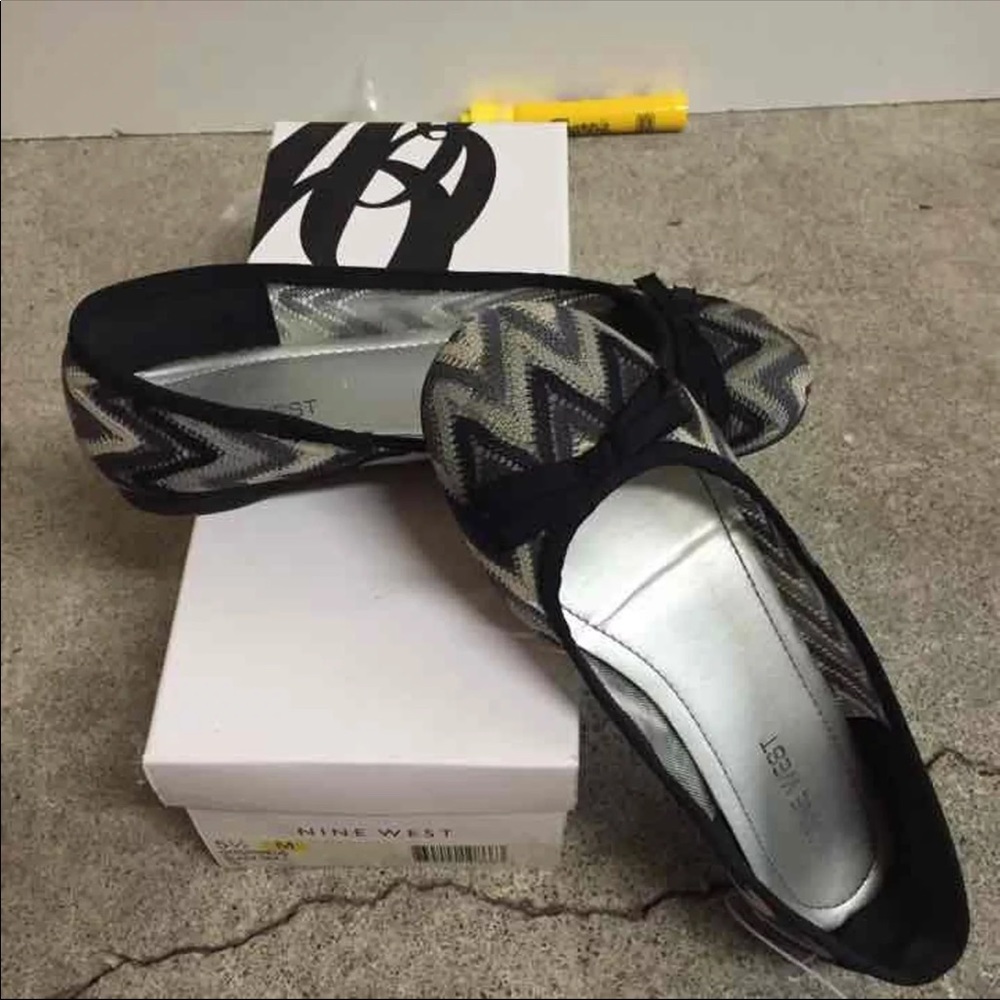 Nike west flat 5.5