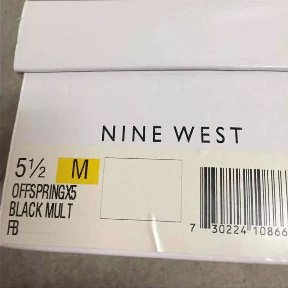 Nike west flat 5.5 - Picture 2 of 3