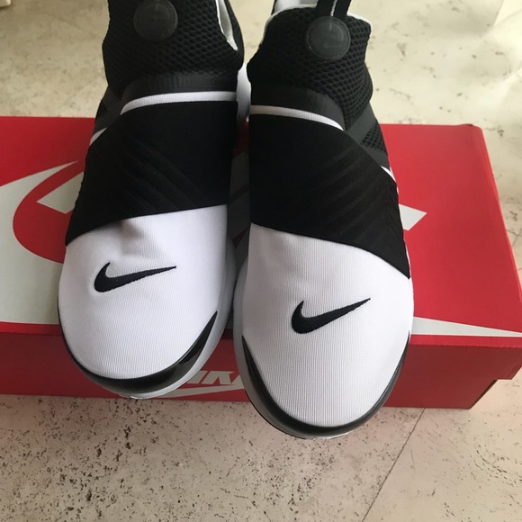 SOLD ! Nike running sneakers - Picture 7 of 8