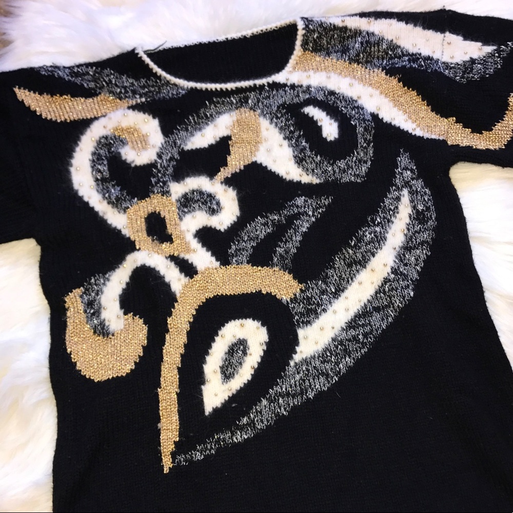 Vintage Black, Gold, and White Cozy Sweater