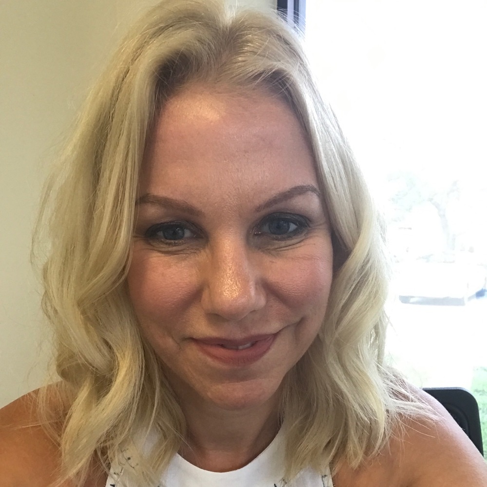 Meet your Posher, Andrea