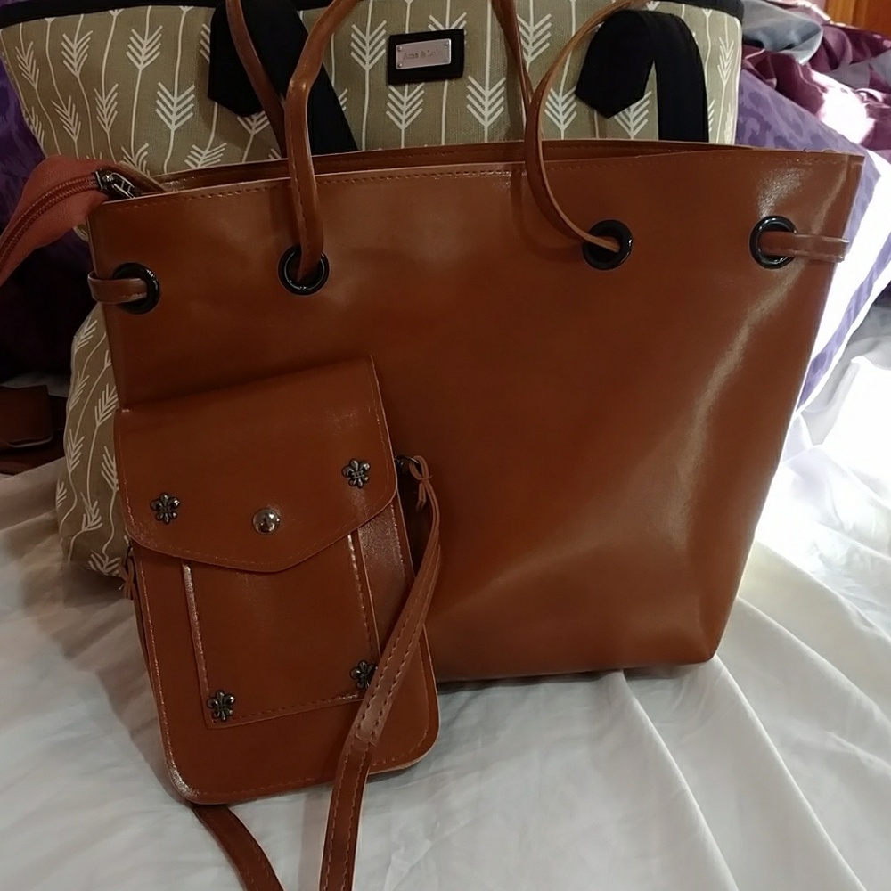 Tote with mini crossbody