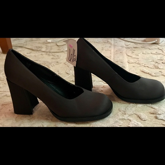 CHINESE LAUNDRY MAN MADE SATIN UPPER PUMP RND TOE - Picture 4 of 8